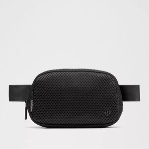 lululemon athletica Black Everywhere Belt Bag 1L Knit Mesh—NWT